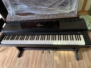 Đàn piano điện giá rẻ yamaha CLP-300