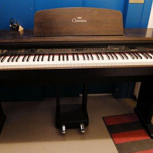 dan-piano-dien-yamaha-cvp-83