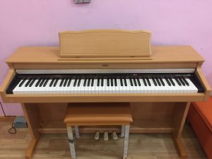 đàn piano điện korg C-3200