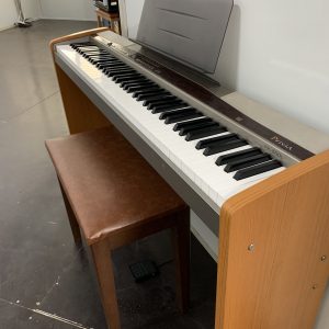 đàn piano điện Casio Px-500L (5)