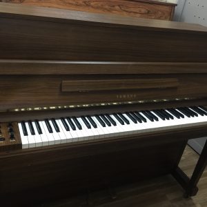 đàn piano điện giả cơ Yamaha E-202 (4)